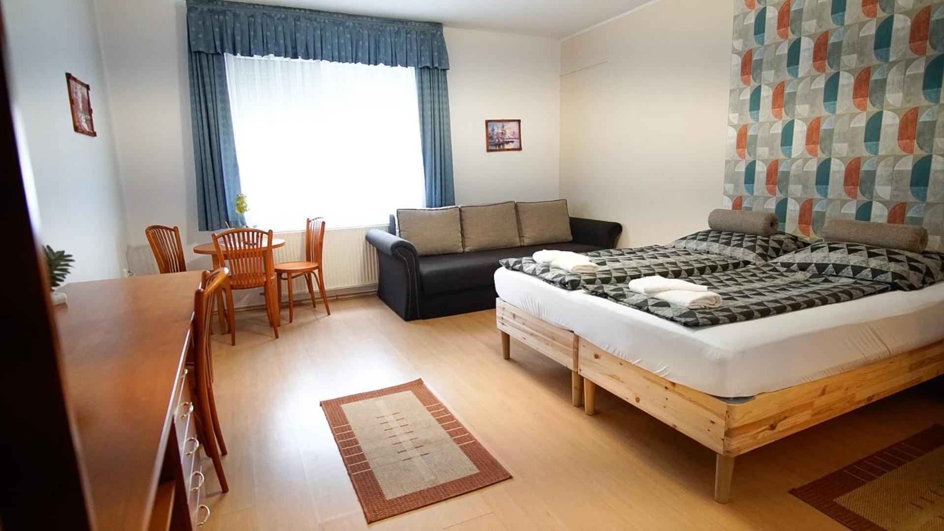 Zam-Zem Holiday Apartman ハイデゥソボスロー エクステリア 写真